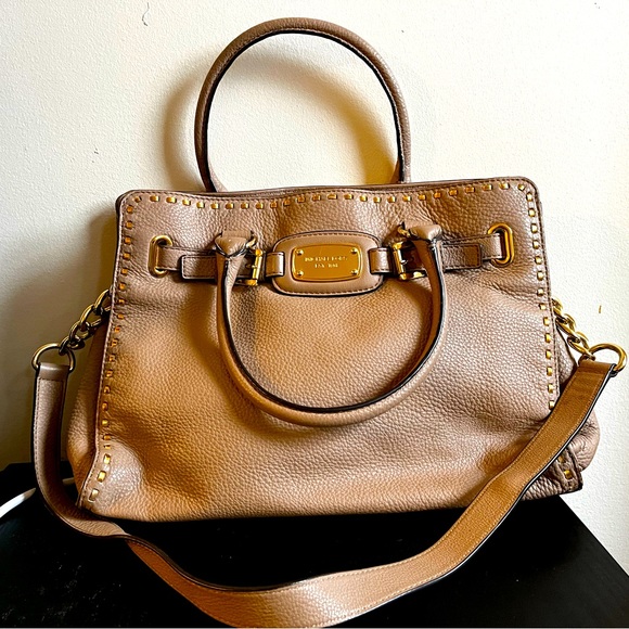 Micheal kors handbag-crossbody, shoulder - Picture 1 of 5